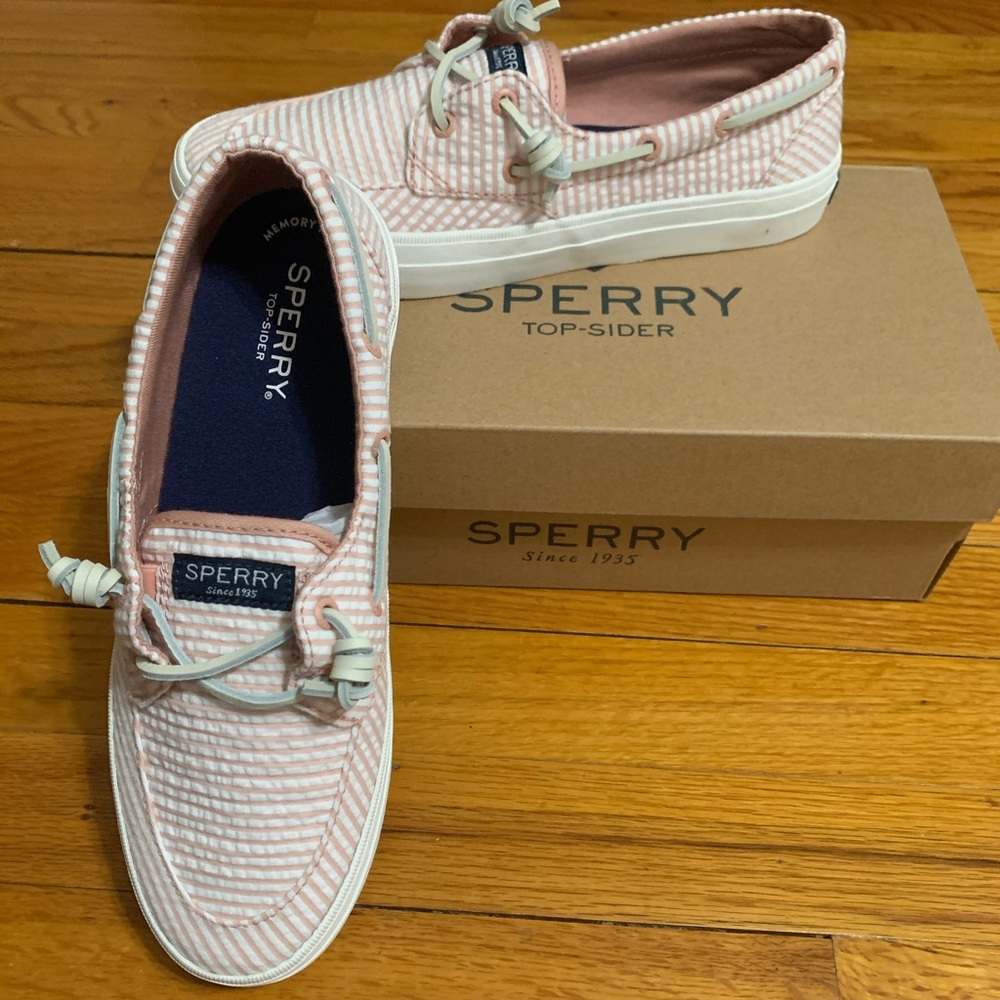 Never worn pink seer sucker Sperrys